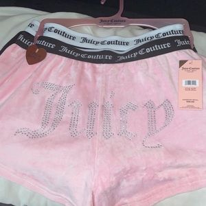 SOLD Juicy couture 2 piece set velour shorts